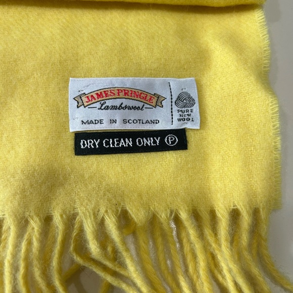 Unisex Blue or Yellow James Pringle 100% Lambswool Fringed Scarves with Logo - Picture 6 of 9